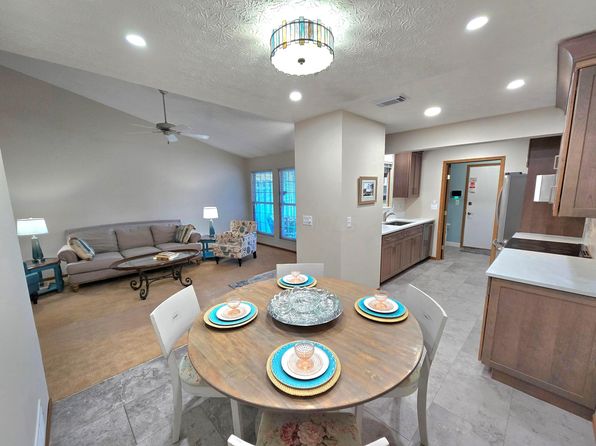 photo of 5483 Parkshire Dr, Columbus, OH 43229