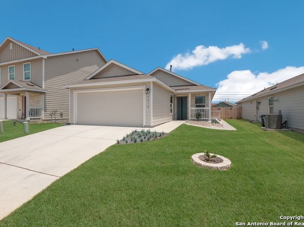 photo of 9418 Somerset Way, San Antonio, TX 78211