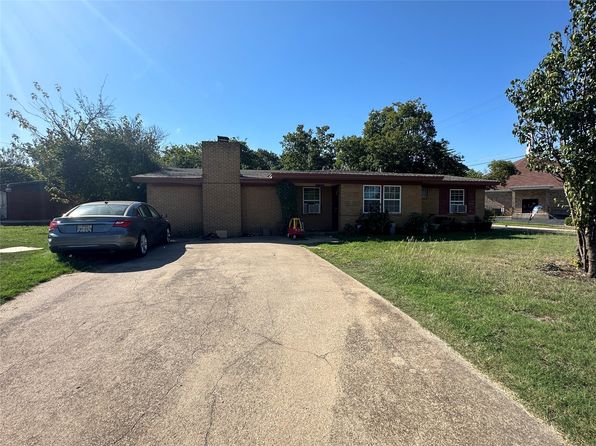 photo of 1400 Oak Grove Rd, Fort Worth, TX 76134