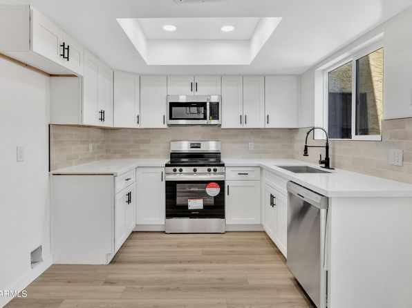 photo of 10411 N 11th Ave APT 27, Phoenix, AZ 85021
