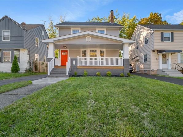 photo of 900 Elbon Rd, Cleveland Heights, OH 44121