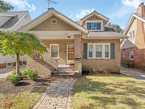 photo of 2534 Berk St, Cuyahoga Falls, OH 44221