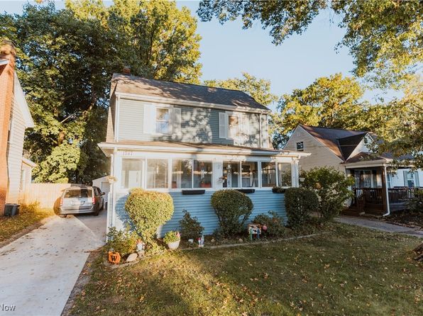 photo of 1747 10th St, Cuyahoga Falls, OH 44221