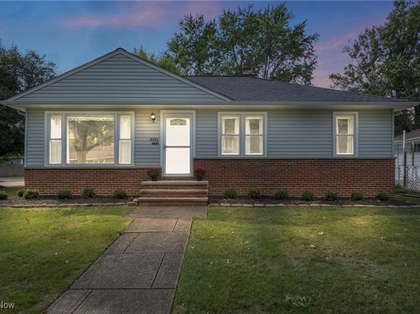 photo of 6390 Mandalay Dr, Parma Heights, OH 44130