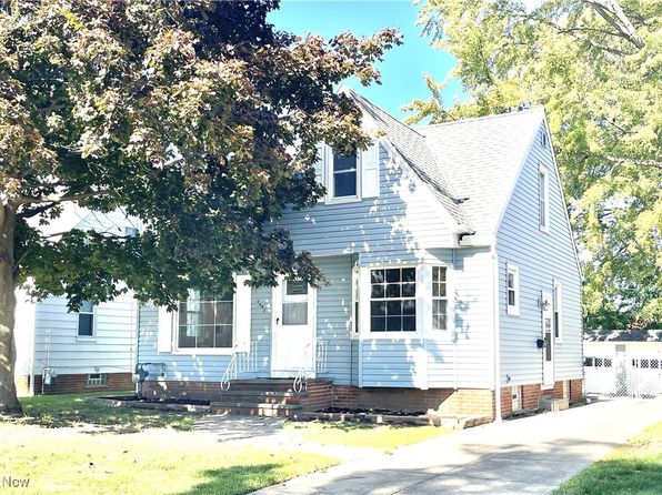 photo of 5902 Belmere Dr, Parma, OH 44129