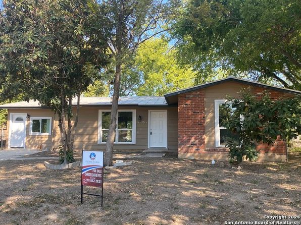 photo of 7135 Castleridge St, San Antonio, TX 78227