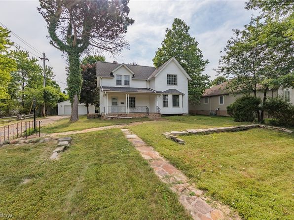 photo of 1579 Richmond Rd, Lyndhurst, OH 44124