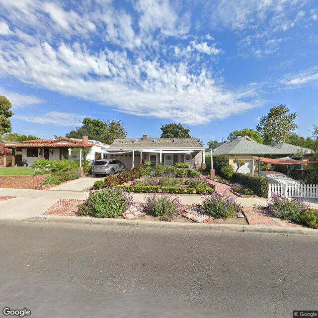 photo of 820 N KEMP ST BURBANK CA 91505