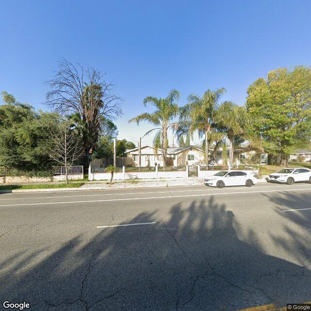 photo of 7907 FALLBROOK AVE LOS ANGELES CA 91304
