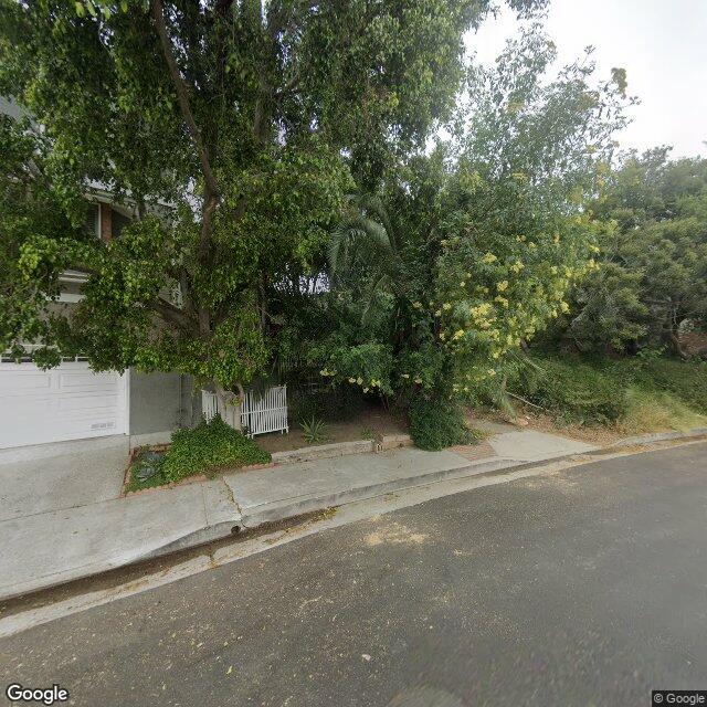 photo of 10629 LANDALE ST LOS ANGELES CA 91602