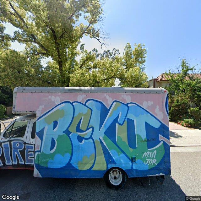 photo of 10826 CAMARILLO ST LOS ANGELES CA 91602