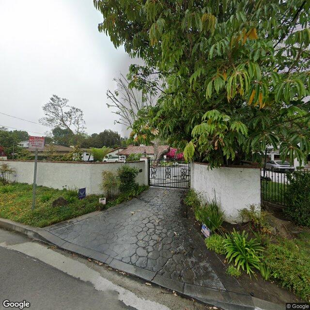 photo of 10425 SARAH ST LOS ANGELES CA 91602