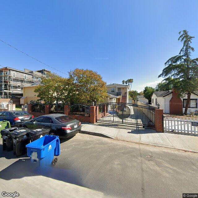 photo of 5238 AUCKLAND AVE LOS ANGELES CA 91601