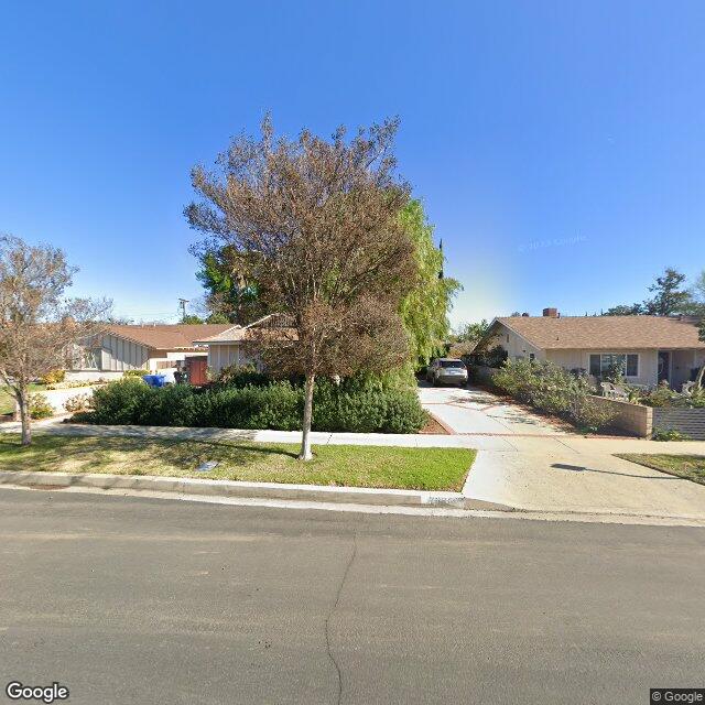 photo of 7636 CAPISTRANO AVE LOS ANGELES CA 91304