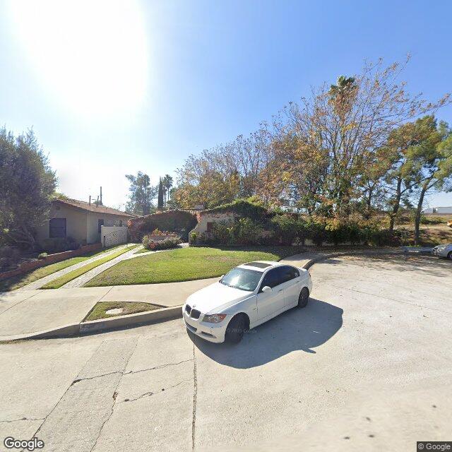 photo of 11142 LANDALE ST LOS ANGELES CA 91602