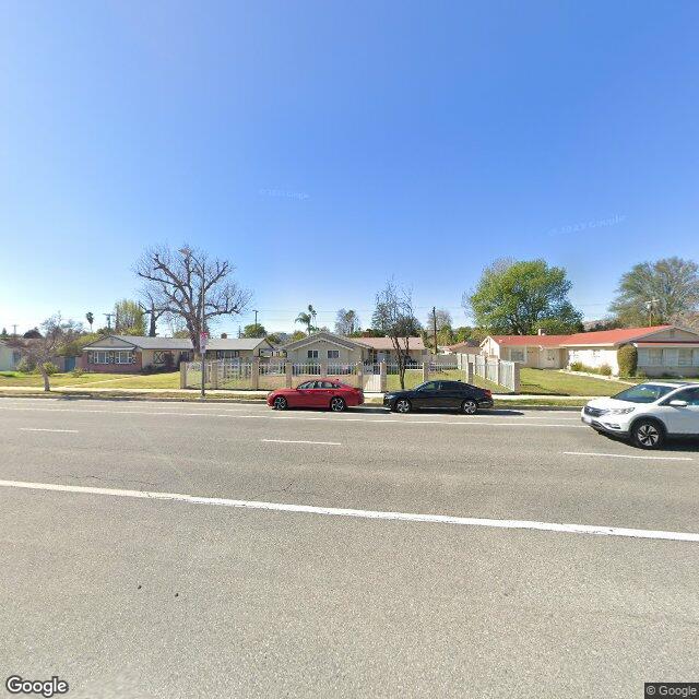 photo of 8105 FALLBROOK AVE LOS ANGELES CA 91304