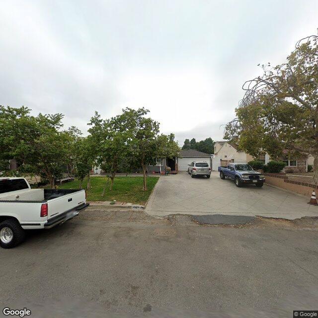photo of 7853 CRANER AVE LOS ANGELES CA 91352