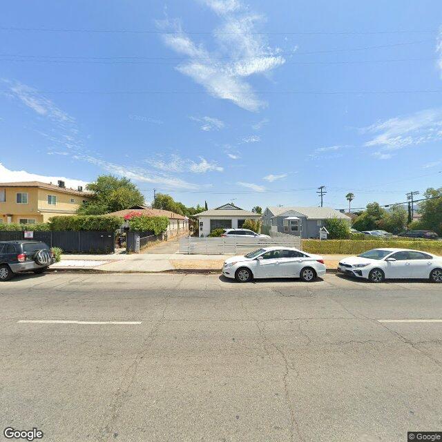 photo of 5706 VINELAND AVE LOS ANGELES CA 91601