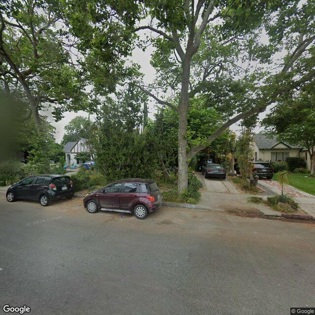 photo of 4702 DENNY AVE LOS ANGELES CA 91602
