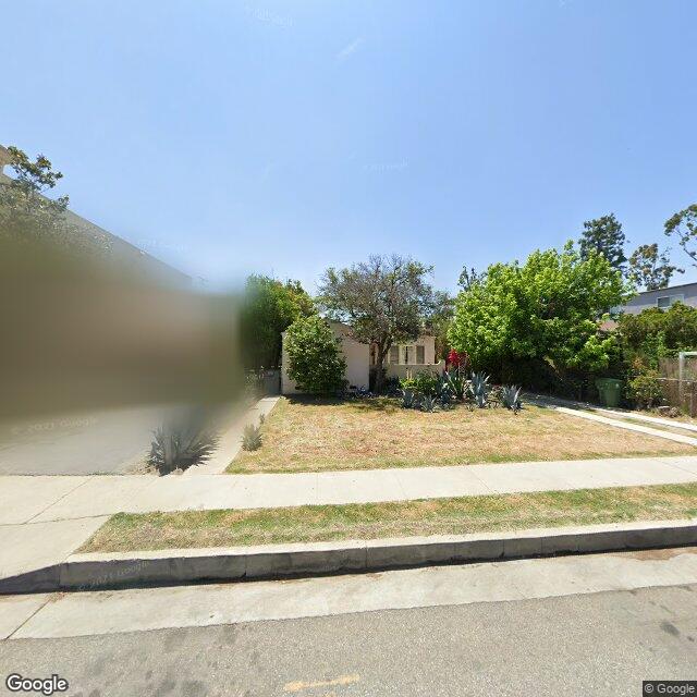 photo of 10804 CAMARILLO ST LOS ANGELES CA 91602
