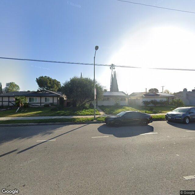 photo of 7954 FALLBROOK AVE LOS ANGELES CA 91304