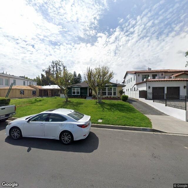 photo of 4837 LEDGE AVE LOS ANGELES CA 91601
