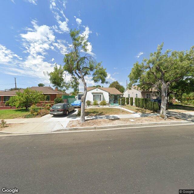photo of 2213 N MANNING ST BURBANK CA 91505