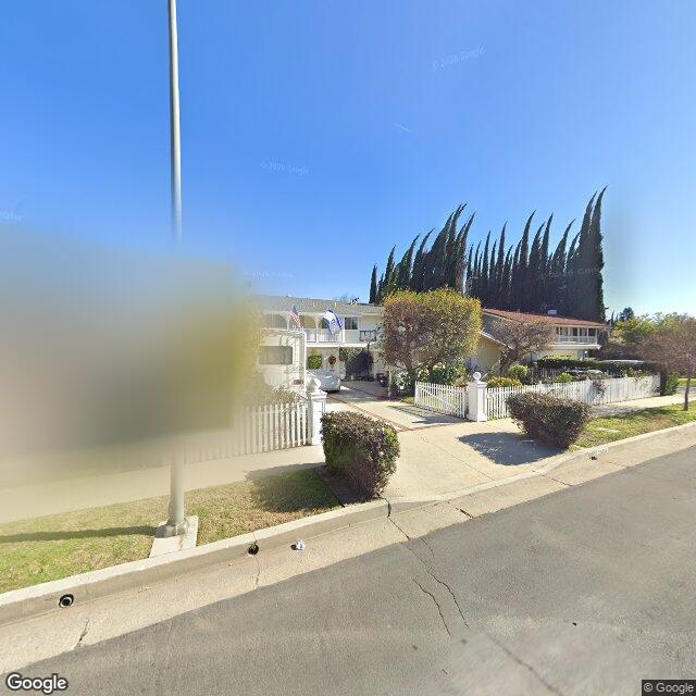 photo of 7664 FAUST AVE LOS ANGELES CA 91304