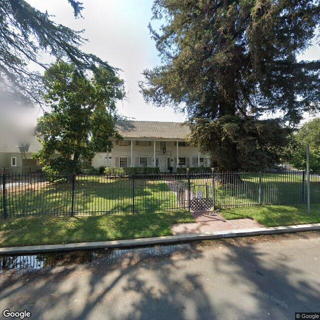 photo of 4555 LEDGE AVE LOS ANGELES CA 91602