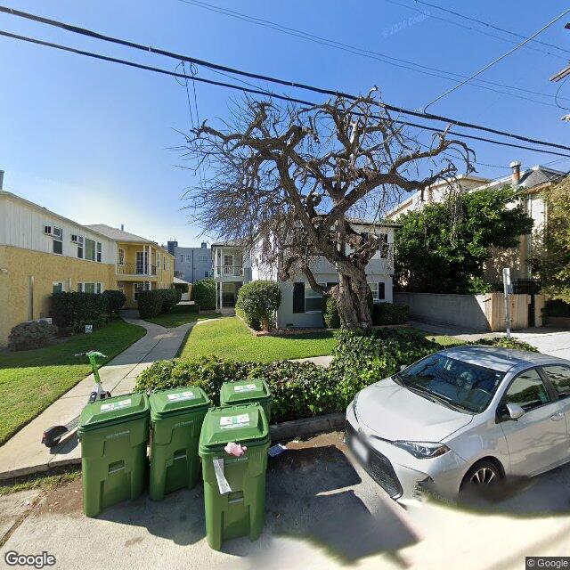 photo of 4411 ENSIGN AVE LOS ANGELES CA 91602