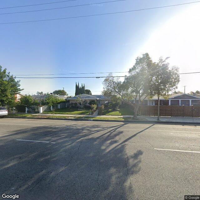 photo of 7900 FALLBROOK AVE LOS ANGELES CA 91304