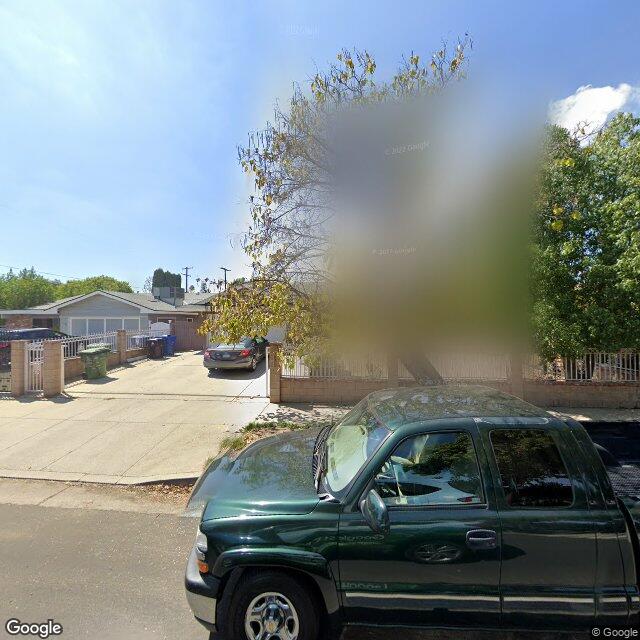 photo of 7711 GLADE AVE LOS ANGELES CA 91304
