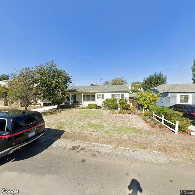 photo of 10749 LANDALE ST LOS ANGELES CA 91602