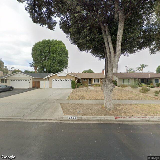 photo of 7723 KENTLAND AVE LOS ANGELES CA 91304