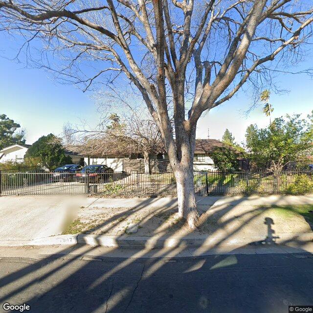 photo of 7947 FARRALONE AVE LOS ANGELES CA 91304