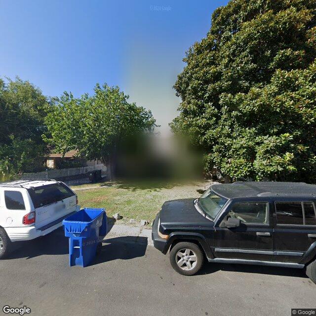 photo of 10721 LANDALE ST LOS ANGELES CA 91602