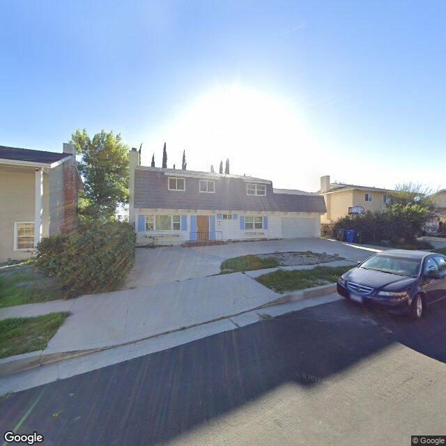 photo of 8748 HANNA AVE LOS ANGELES CA 91304