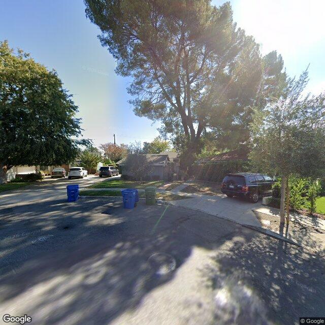photo of 4930 AUCKLAND AVE LOS ANGELES CA 91601