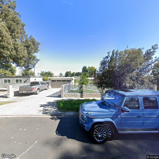 photo of 7906 KENTLAND AVE LOS ANGELES CA 91304
