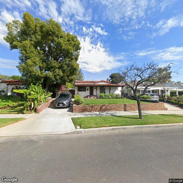 photo of 828 N KEMP ST BURBANK CA 91505