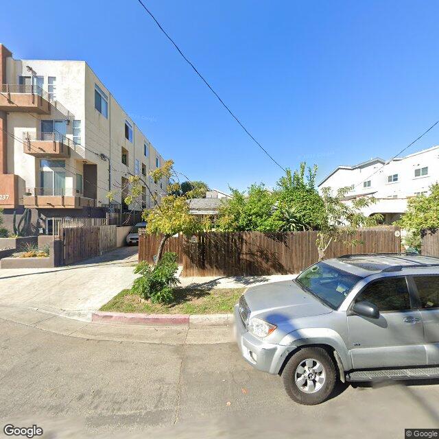 photo of 5241 WILLOWCREST AVE LOS ANGELES CA 91601