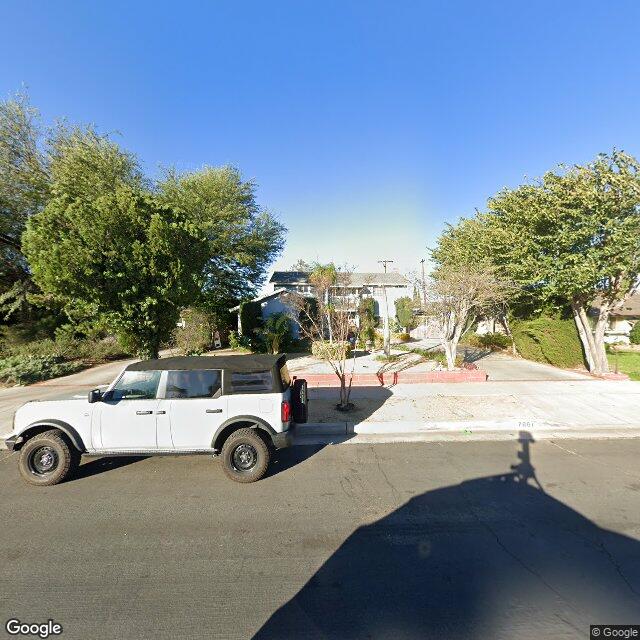photo of 7861 GLADE AVE LOS ANGELES CA 91304