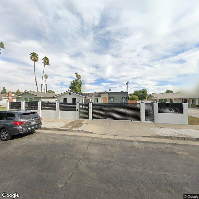 photo of 7700 SEDAN AVE LOS ANGELES CA 91304