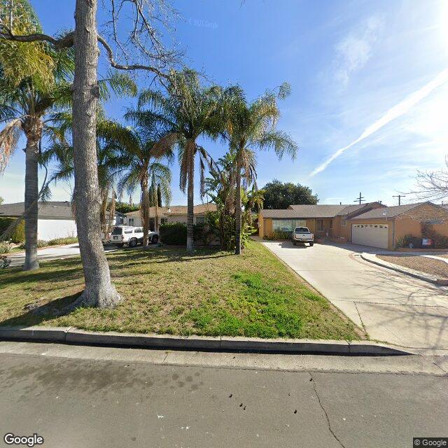 photo of 7814 SATSUMA AVE LOS ANGELES CA 91352