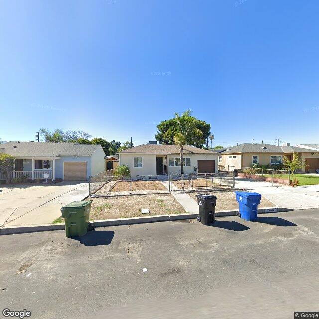photo of 7447 DENNY AVE LOS ANGELES CA 91352