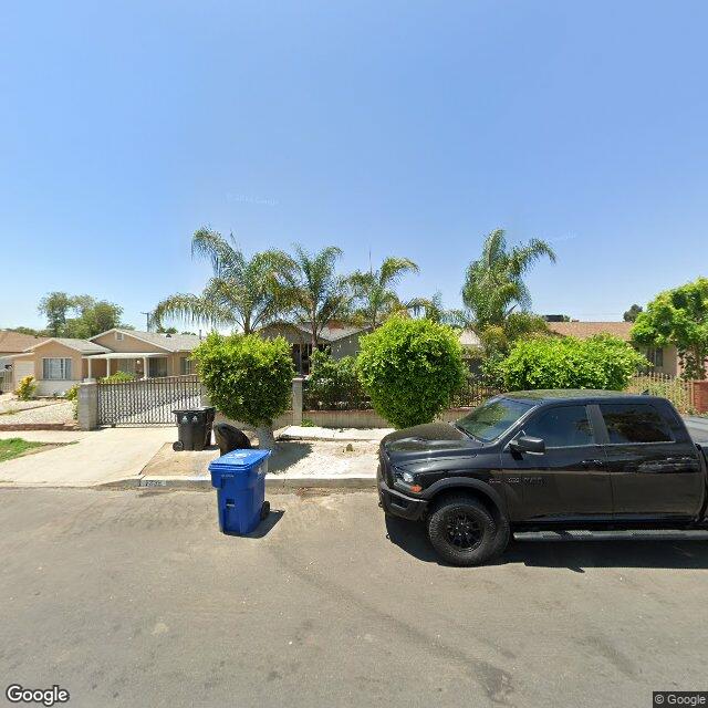 photo of 7339 CLEON AVE LOS ANGELES CA 91352