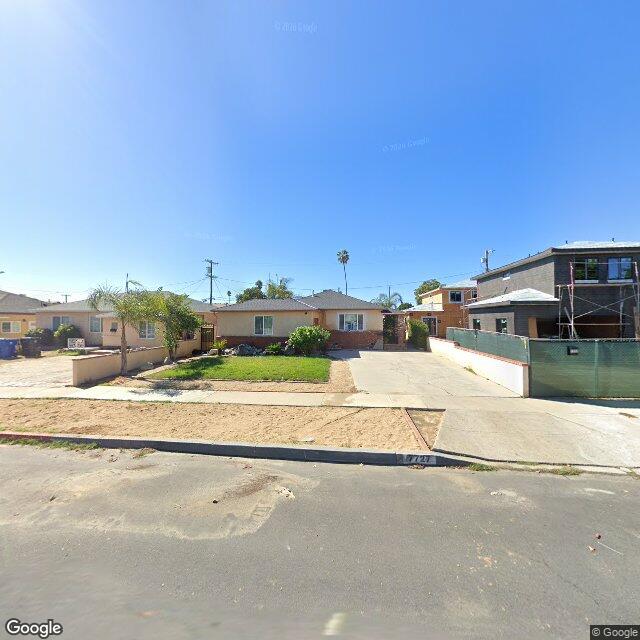 photo of 7727 CRANER AVE LOS ANGELES CA 91352