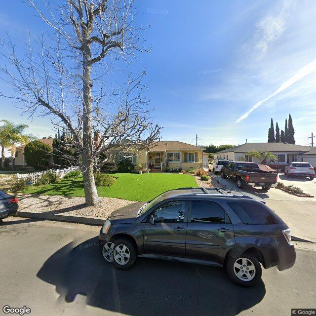 photo of 7826 SATSUMA AVE LOS ANGELES CA 91352