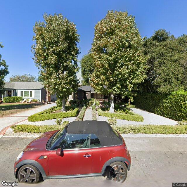 photo of 10739 LANDALE ST LOS ANGELES CA 91602
