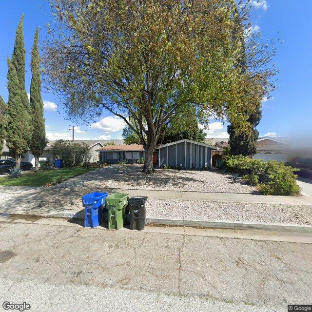 photo of 8210 GLADE AVE LOS ANGELES CA 91304